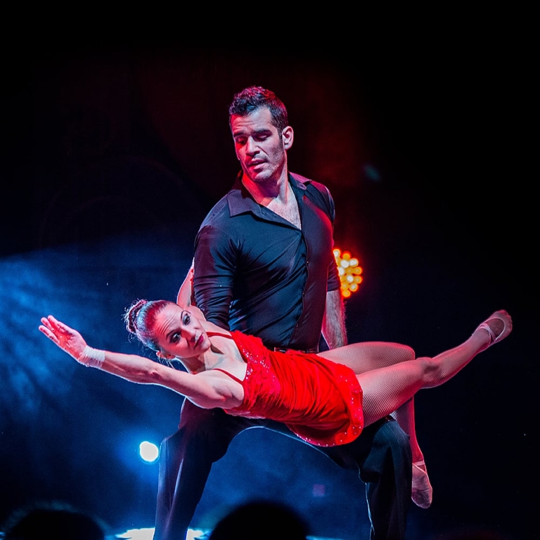 baden-baden-showact-duo-laos